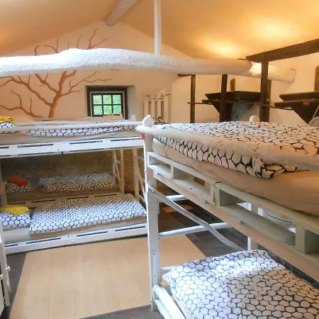 Watermill Moinho Garcia Vandrerhjem Pinheiro da Bemposta